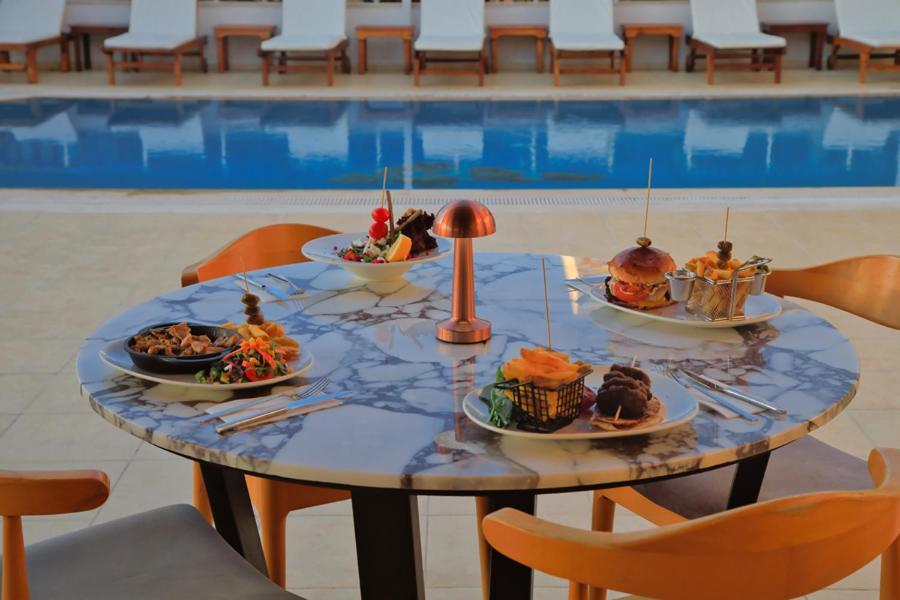 West Coast Boutique Otel