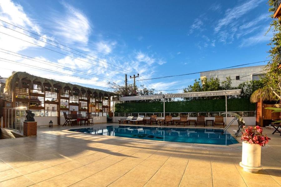 West Coast Boutique Otel *