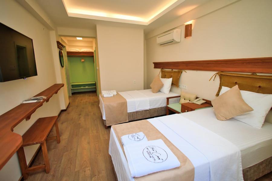 West Coast Boutique Otel